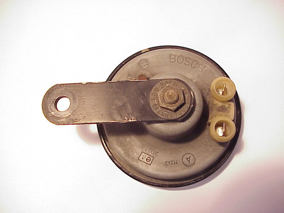 BOSCH A Horn Volvo 244 264 760 | 1980-1985 242 245 DL GLE 240 265 262 | OEM |$20 - Image 2 of 2