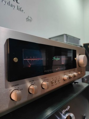 Accuphase E 213 E213 Stereo Vollverstärker + Fernbedienung