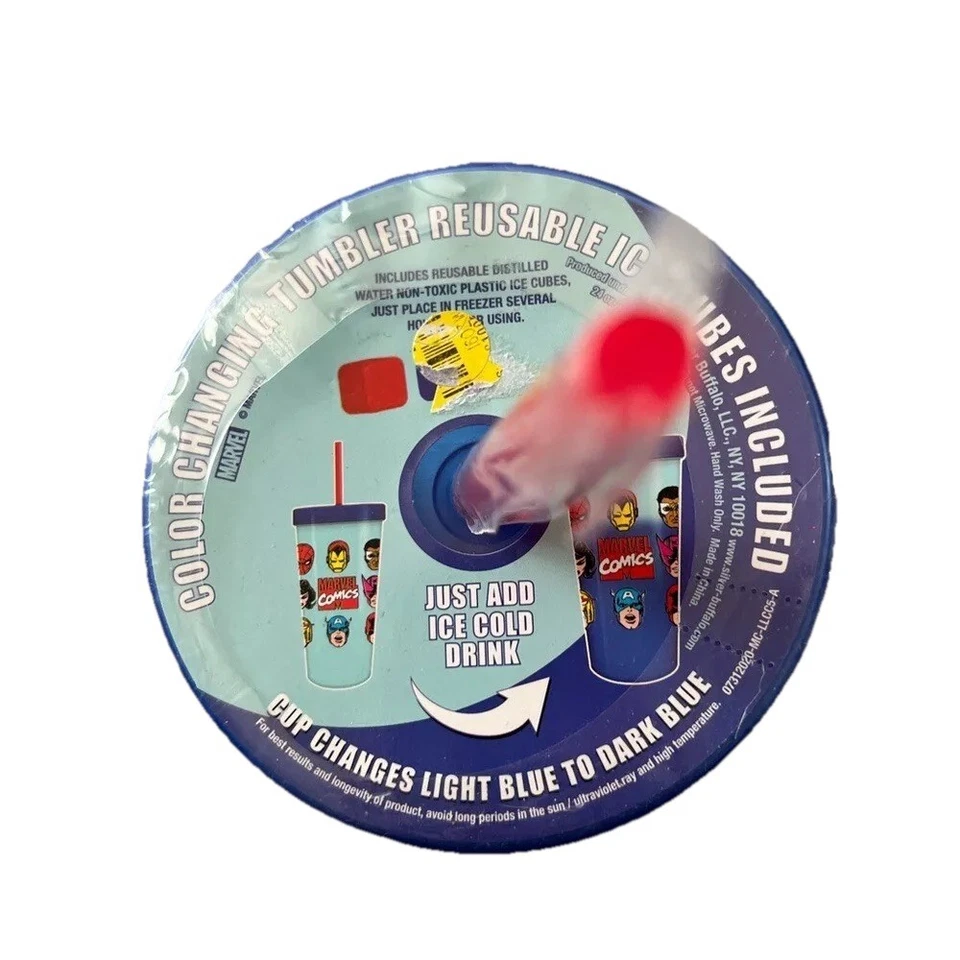 Marvel Comics Travel Tumbler 24oz  Color Change Plastic Super Hero Reusable New - Изображение 4 из 4