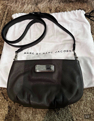 Marc by Marc Jacobs Gray Pebbled Leather Crossbody Adjustable Strap Dust Bag