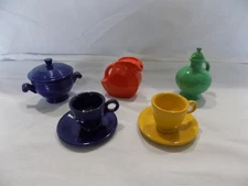 FIESTA WARE MINIATURE SET