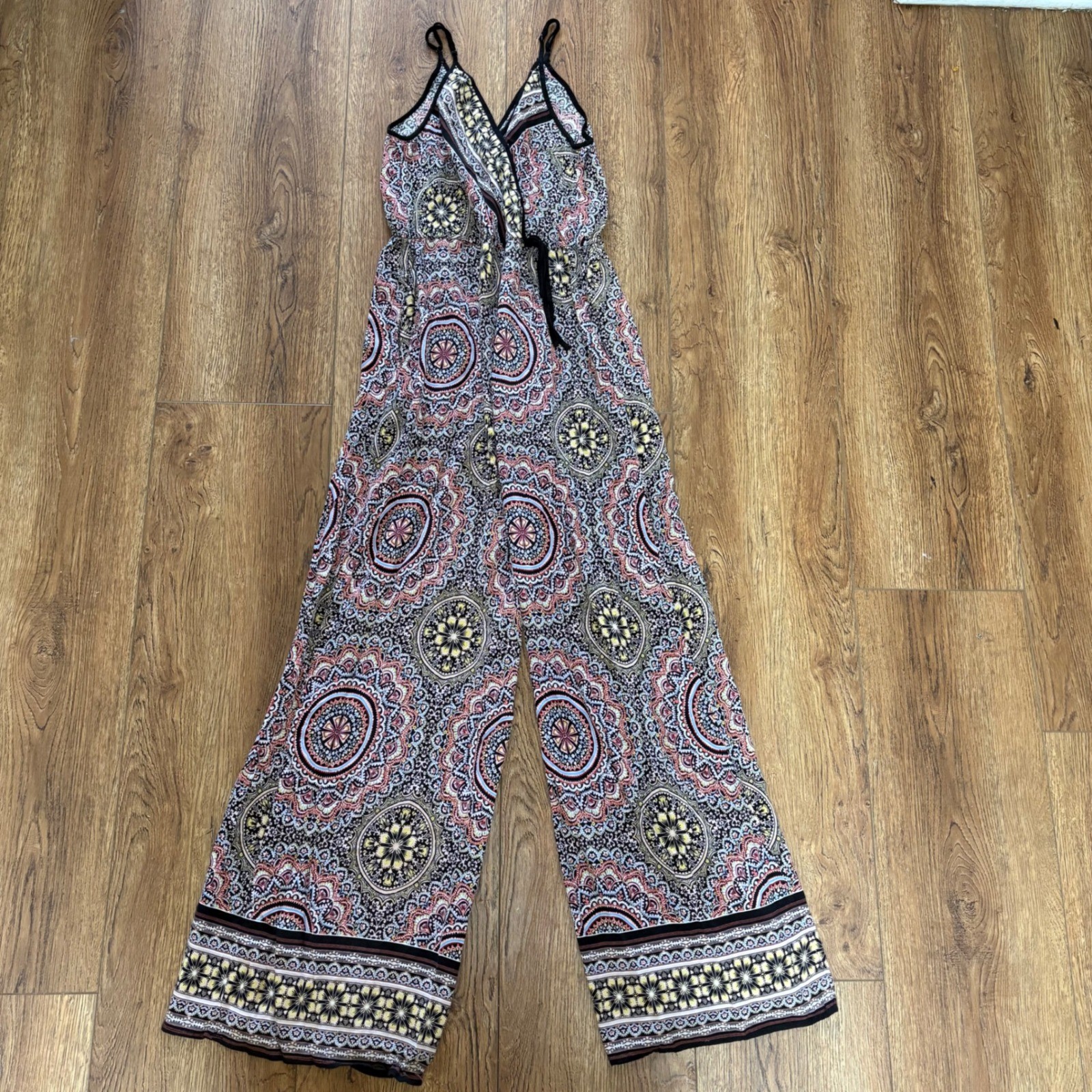 Xhilaration Womens Boho Medallion Paisley Wide Leg Jumpsuit colorful Size M