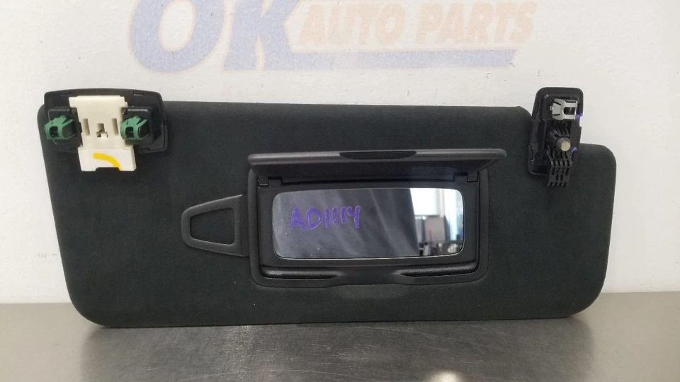 21 MERCEDES BENZ AMG GT43 X290 PARASOL PASAJERO DERECHO NEGRO Foto 2 de 4