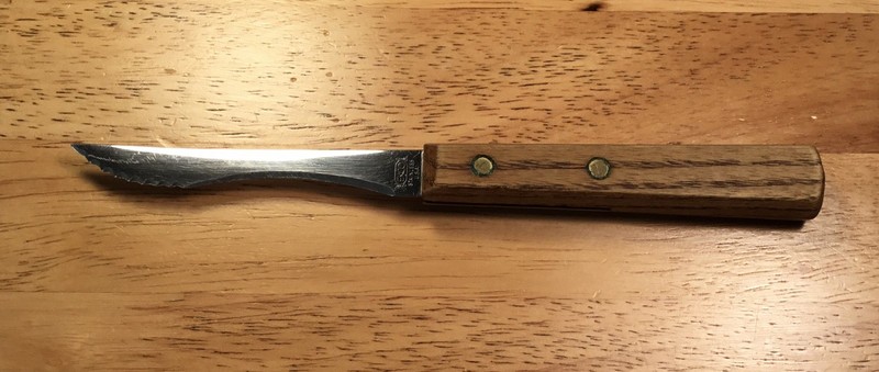 Vintage Ecko Grapefruit Knife W/ Curved Blade ~Serrated, Stainless ~U.S.A.
