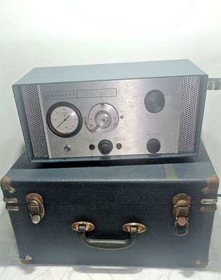 #ad Vintage Medical 1970 Bennett Pressure Breathing Therapy Unit Model AP 5 w Case $190.00