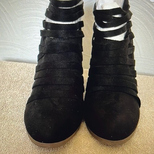 Journee Womens 11 Selena Ankle Black Bootie Slashed Strappy Block 3 1/2" Heel - Picture 4 of 10