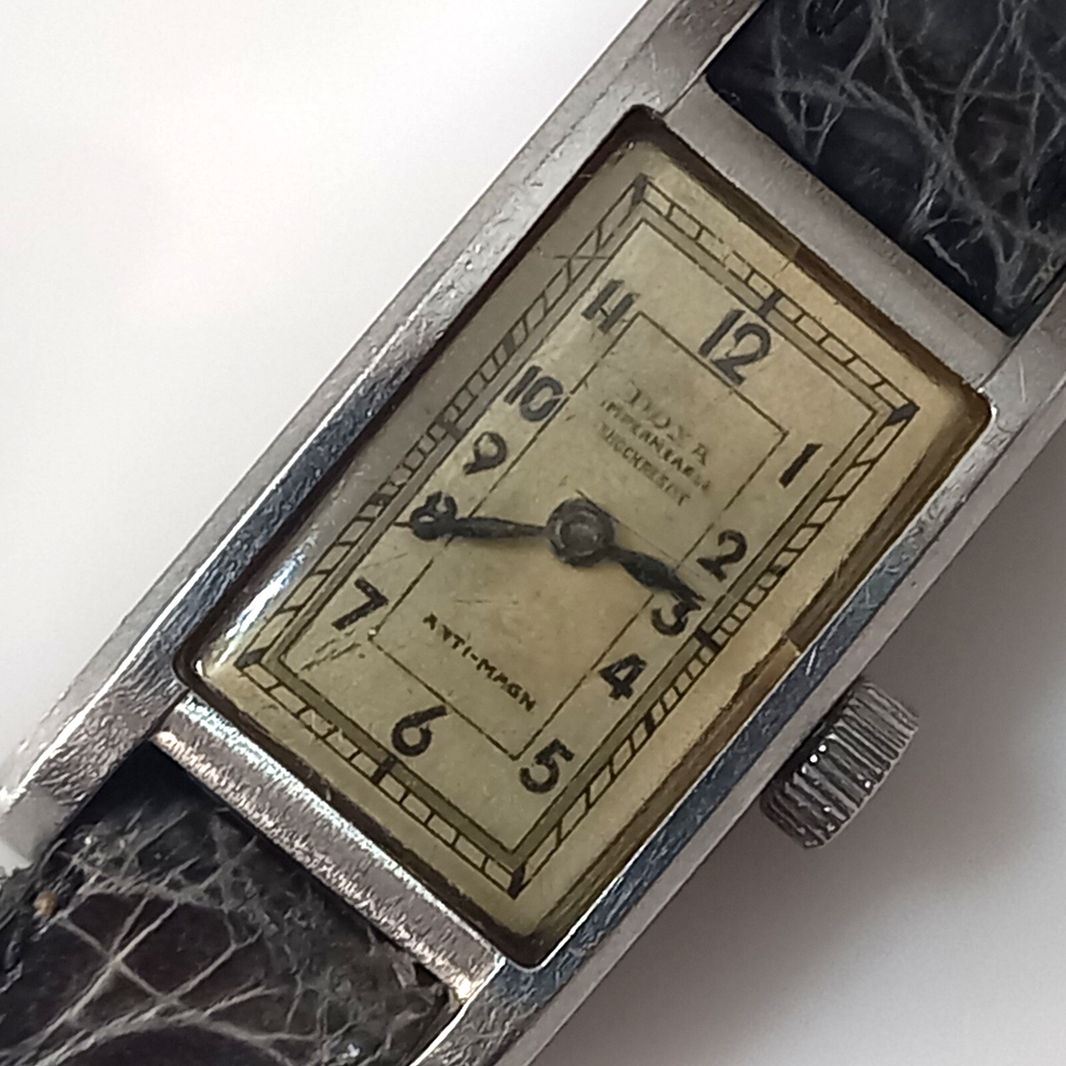 RARE 1930'S LADIES DOXA TANK IMPERMEABLE CLAMSHELL STAYBRIGHT CASE