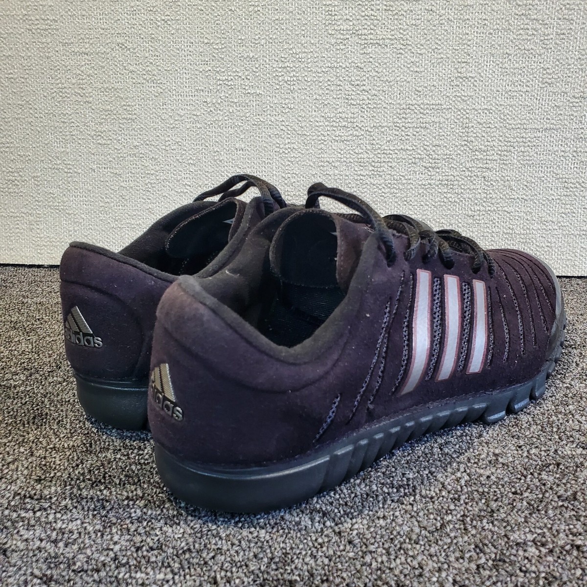 Men's Size 8.5 Black Adidas Non-marking Training Sneakers | eBay Men's Size 8.5 Black Adidas Non-marking Training Sneakers | eBay