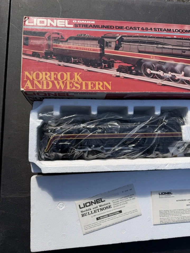 Lionel 6-8100 Norfolk & Western J-Class 4-8-4 Steam Locomotive & Tender 6B - Image 4 of 4