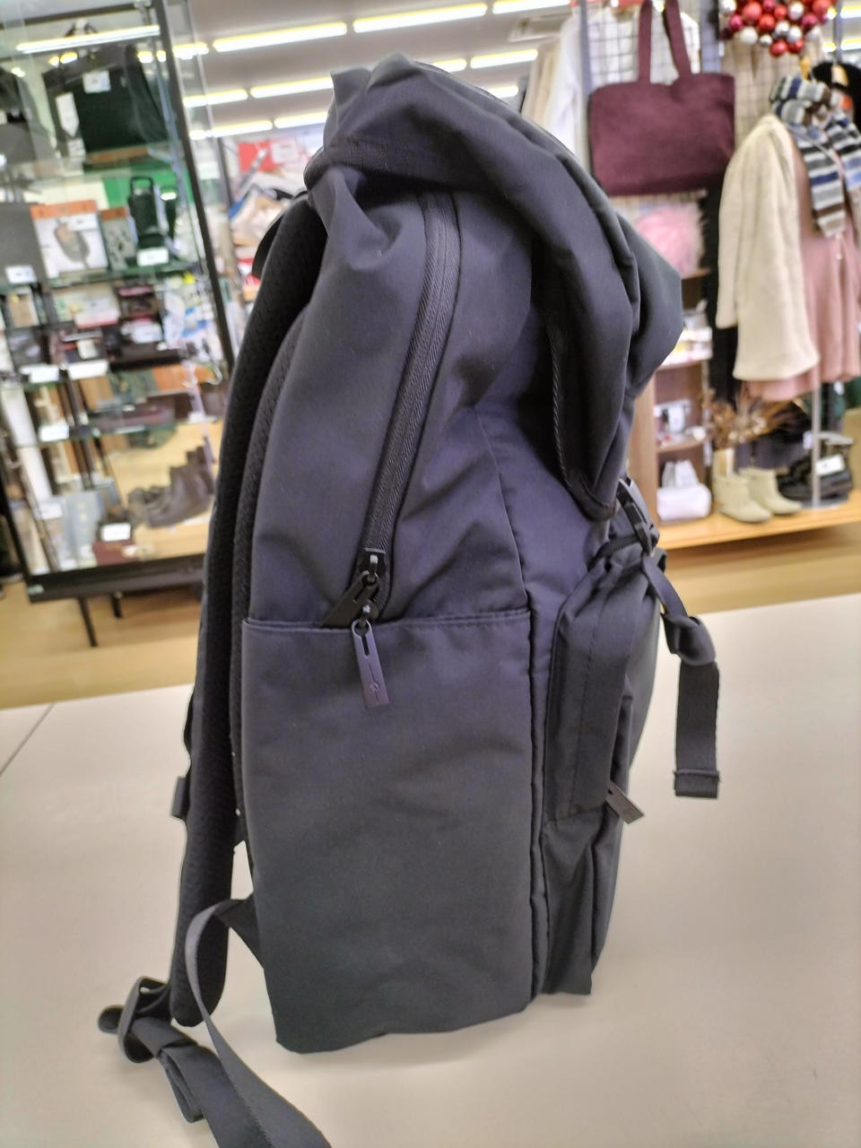 transcontinents backpack Japan - image 3