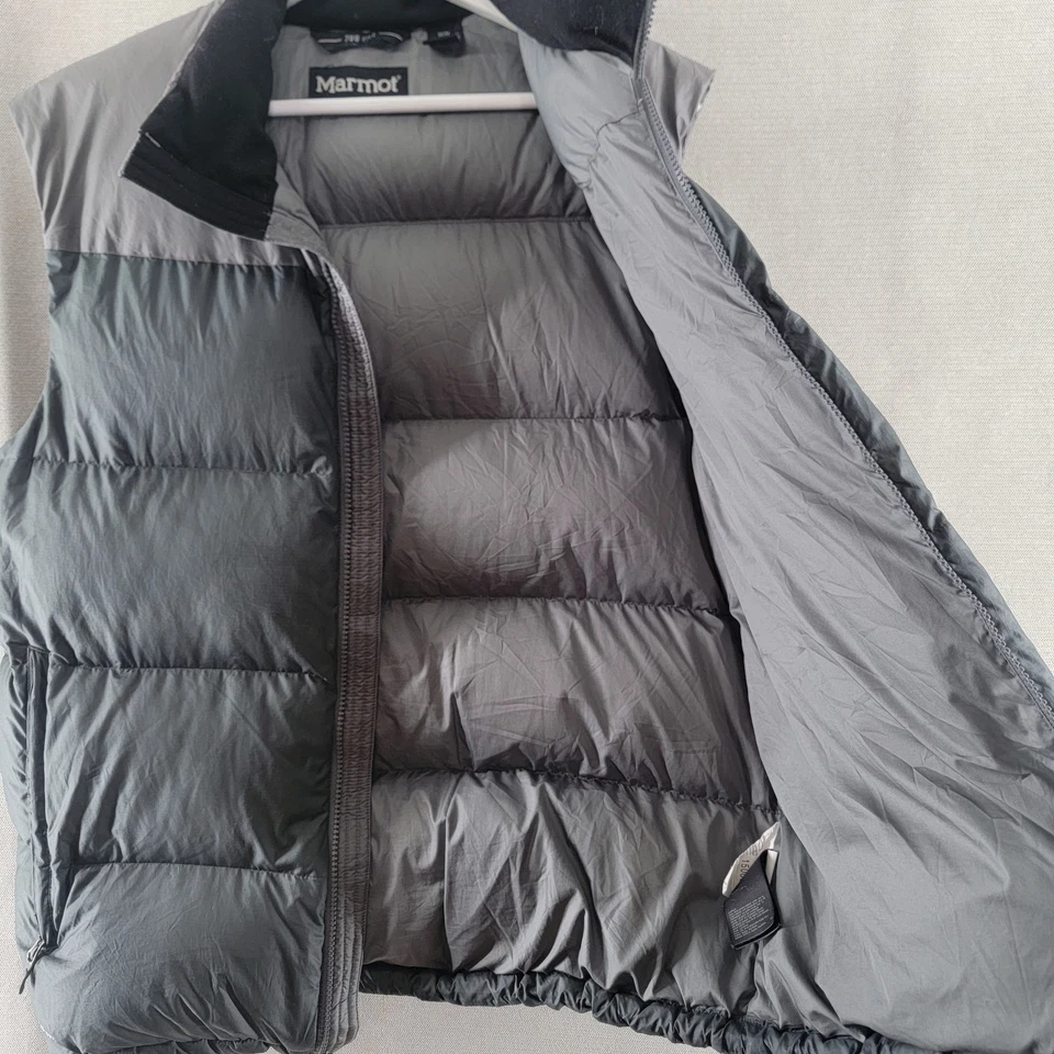 Marmot Vest Mens Medium Gray Quilted 700 Fill Duck Down Full Zip Puffer Jacket - Image 3 of 4