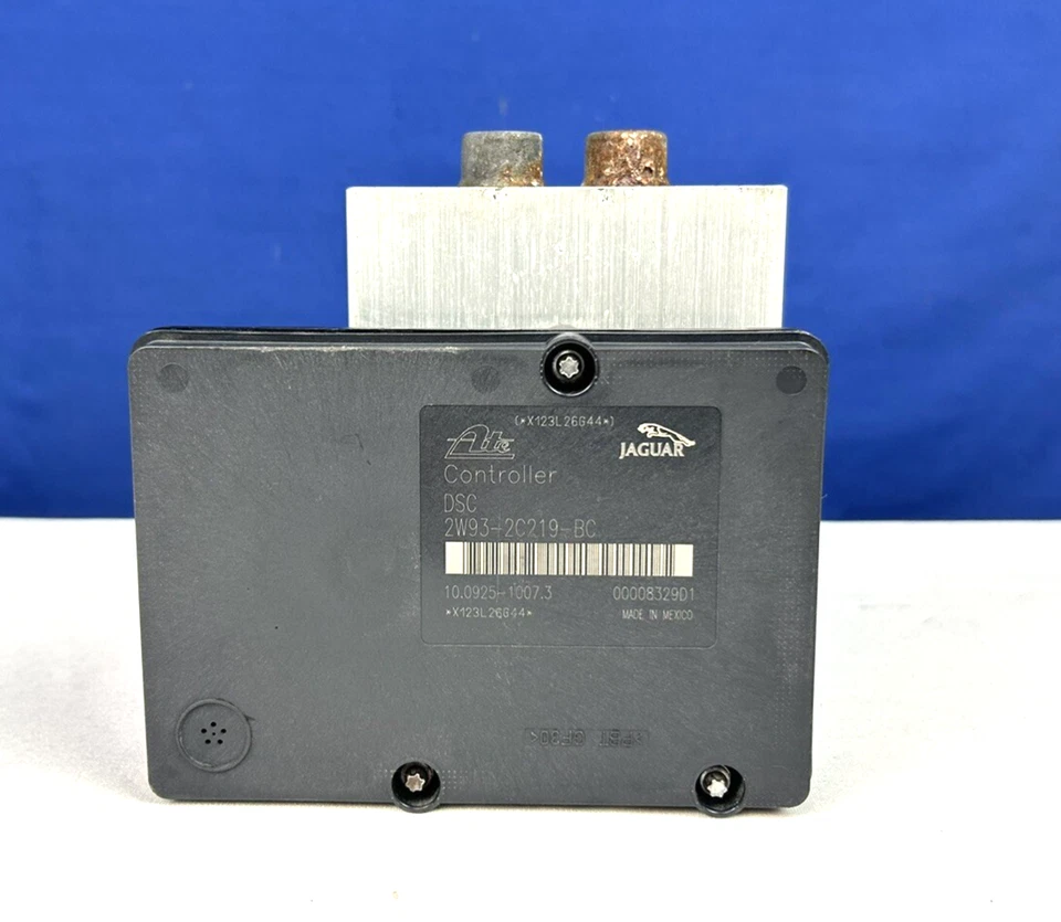 Módulo de bomba de freno ABS 2003-2005 Jaguar XJ8 DSC 2W93-2C405-AC Foto 4 de 4