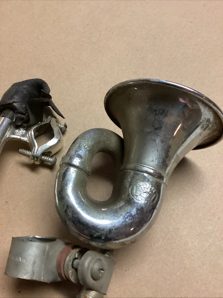 2 bocinas de manillar de bicicleta vintage Condor y Yoder todavía funcionan goma dañada Foto 2 de 4