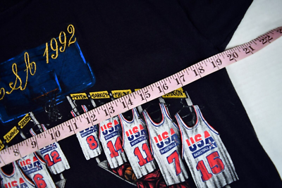 Vintage T-Shirt Nutmeg Olympic Dream Team Size M USA Basketball
