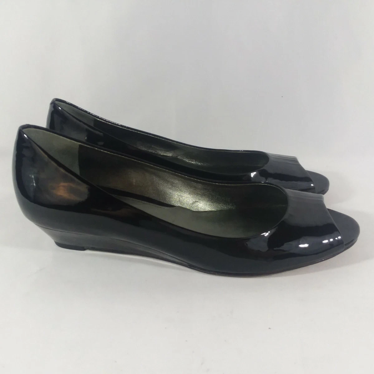 Cole haan store patent wedge