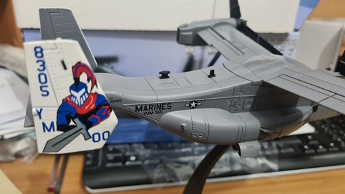 Bell Boeing V-22 Osprey VMM-365' Blau Knights' - 1:72 Die Cast - AF1 Models - Bild 7 von 10