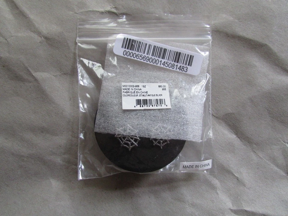 Marc Jacobs Post Earrings Cobweb NEW - Image 4 of 4