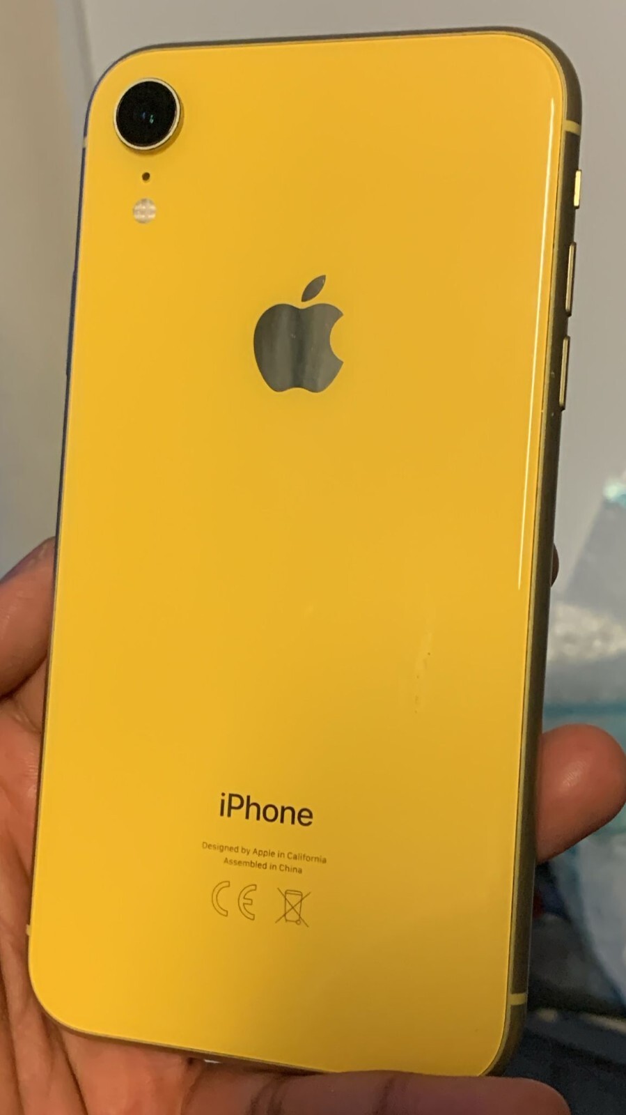 Apple iPhone XR 128GB Yellow Unlocked Excellent Condition NEW