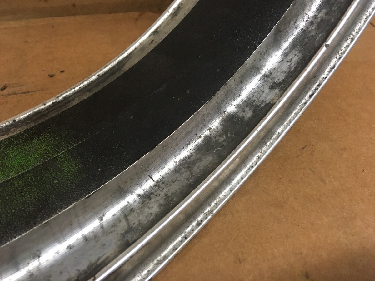 1994-1997 Kawasaki ZX9R, Front rim, front wheel, Straight #12220