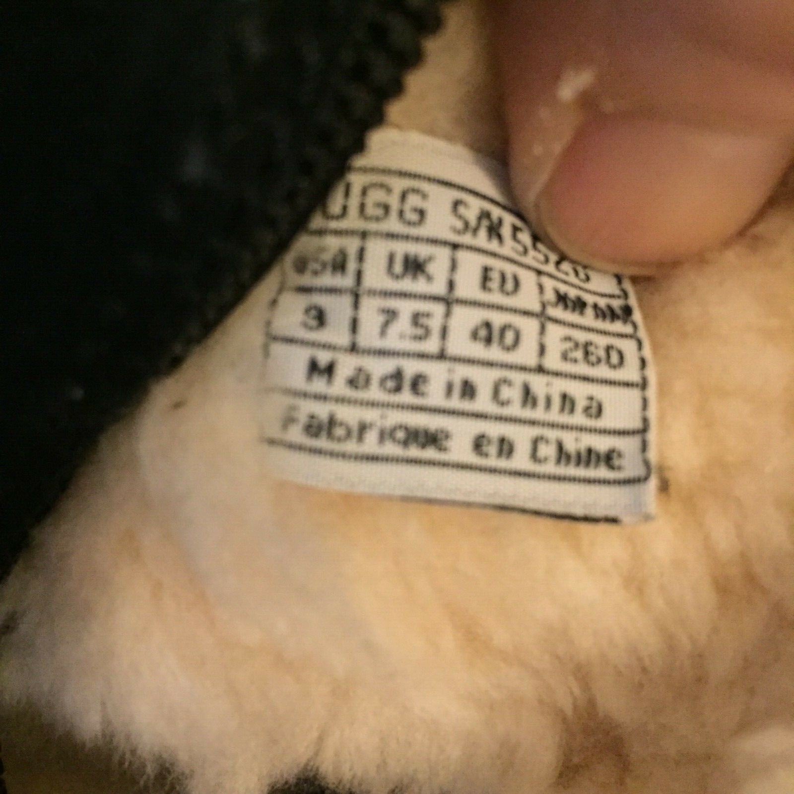 Women’s  UGG boots BLACK side zip size 9 - image 10