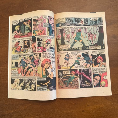 Red Sonja #1 & #2 (Vol. 2) 'She Devil With A Sword' - Marvel Comics 1982 - Picture 10 of 11