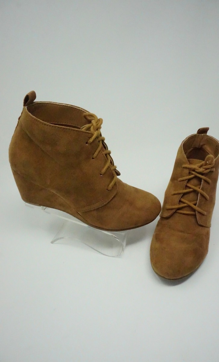 Women's ND New Direction Camden Tan Lace Up Wedge Heel Booties Ankle Boots  Sz