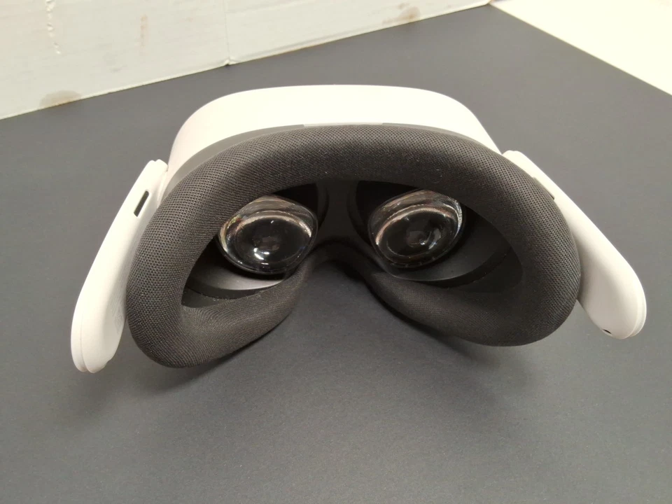 HEADSET ONLY Meta Quest 3S 128GB — Headset Only - No Strap - Cleaned / Sanitized - image 3 of 4