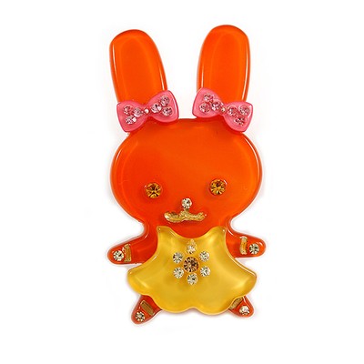 Hübsche orangefarbene Brosche Hasenmädchen Kunststoff