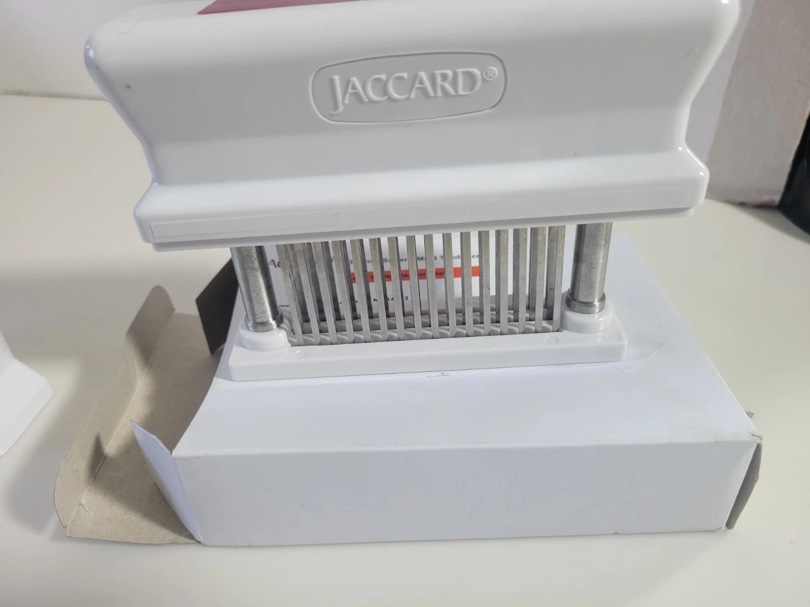Jaccard 200348R, 48 Blade Durable Meat Tenderizer with Stainless Steel Razor ...
Opens in a new wind