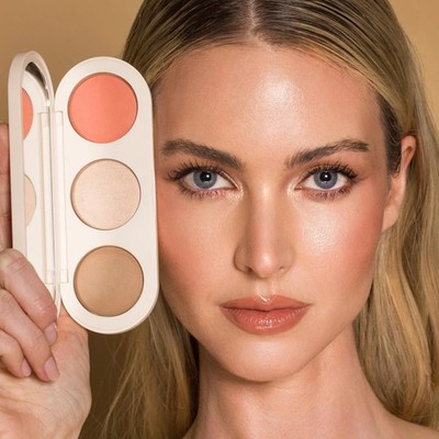 FARMASI CELEBRATION PEACH PERFECT PALETTE 13gr 0.45oz GENUINE NEW SAME DAY SHIP!