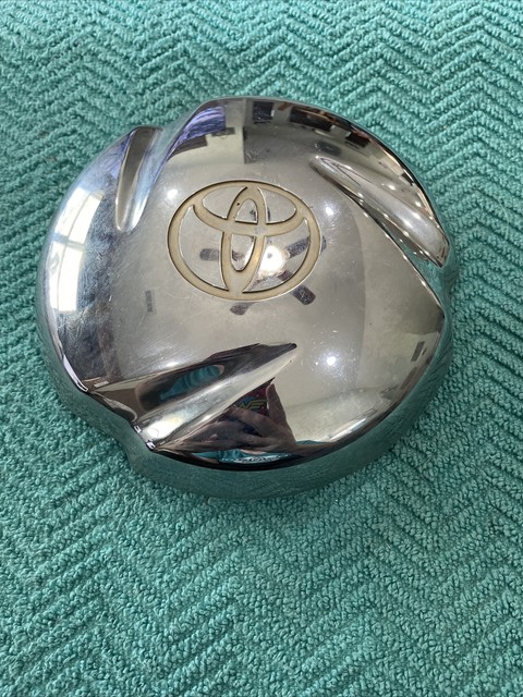 2000-2009 Toyota Tundra Sequoia Silver 16 Inch 6 Lug Wheel Hub Center