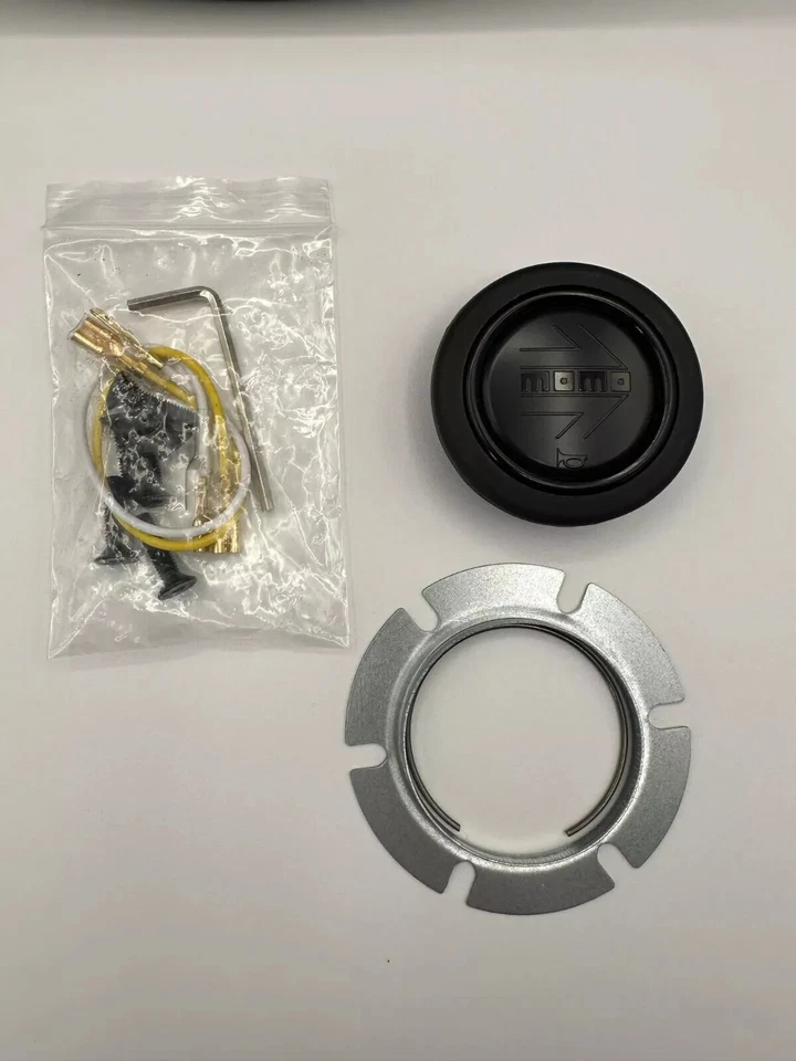 MOMO Prototipo P5 Black Edition 350mm Genuine Leather Deep Dish Steering Wheel - Image 3 of 3