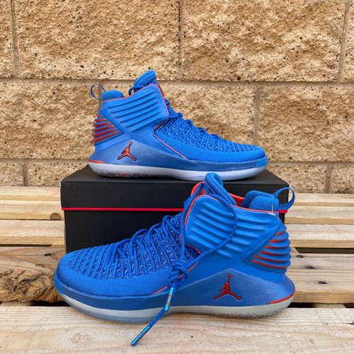 Basketball Sneaker AA1254-400 Sz 6.5Y 
