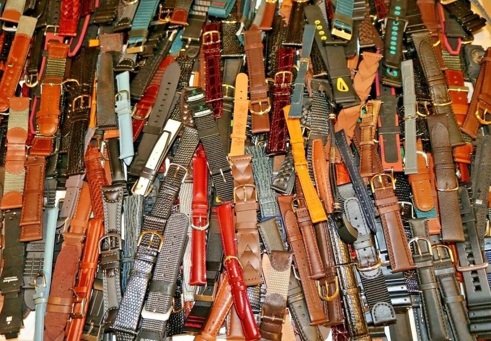 lote de 100 pulseiras de relógio de couro genuíno sortidas e plástico para relógio esportivo - Imagem 3 de 4