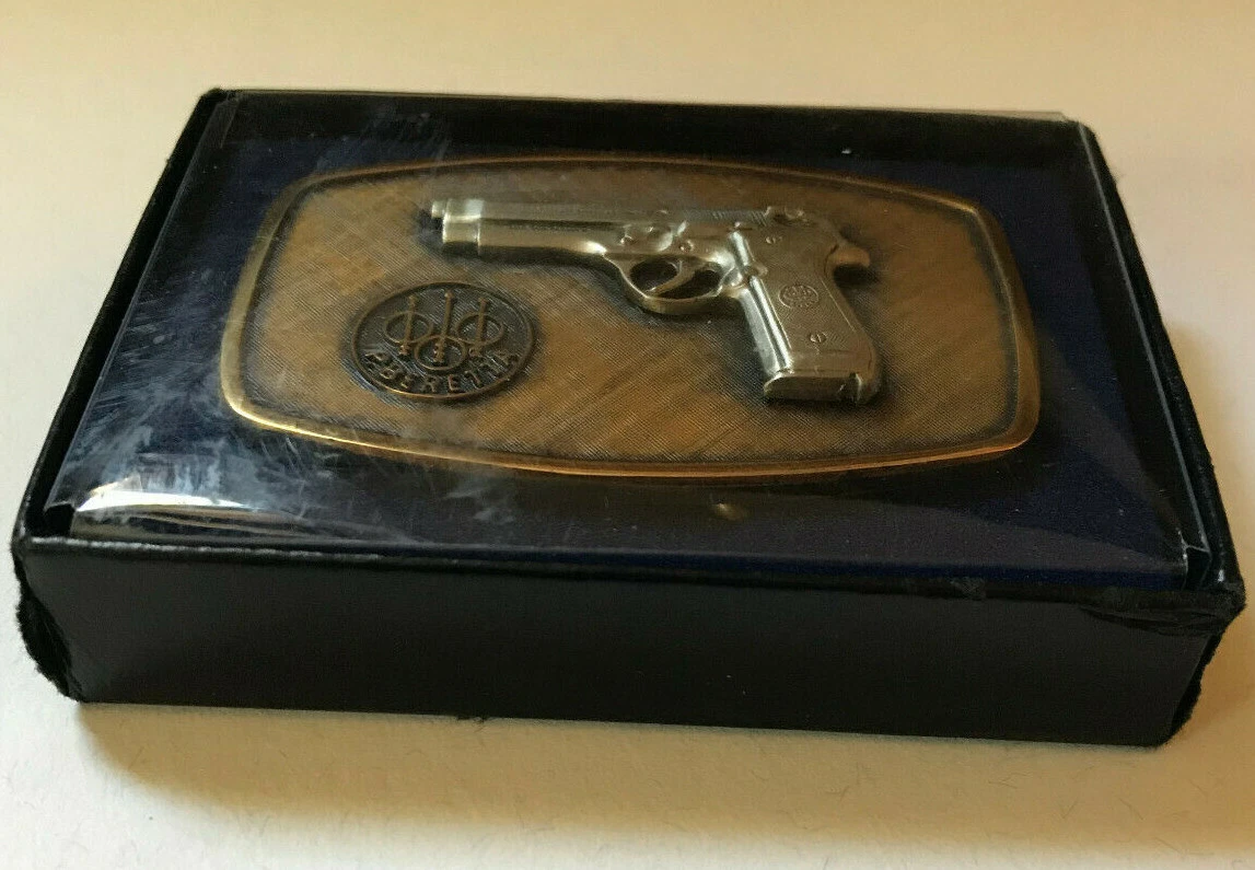 P. BERETTA BELT BUCKLE OF SOLID BRASS vintage