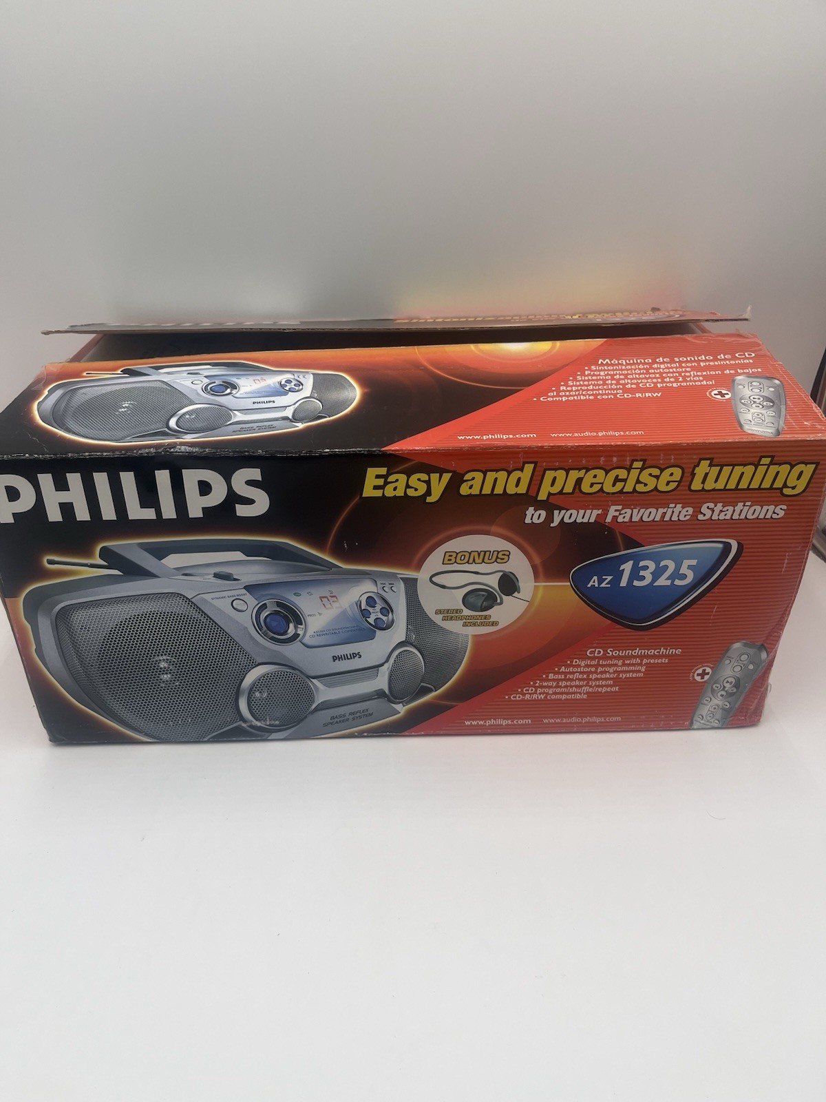 Philips AZ1325 Boombox Portable Stereo CD Radio Brand New Op