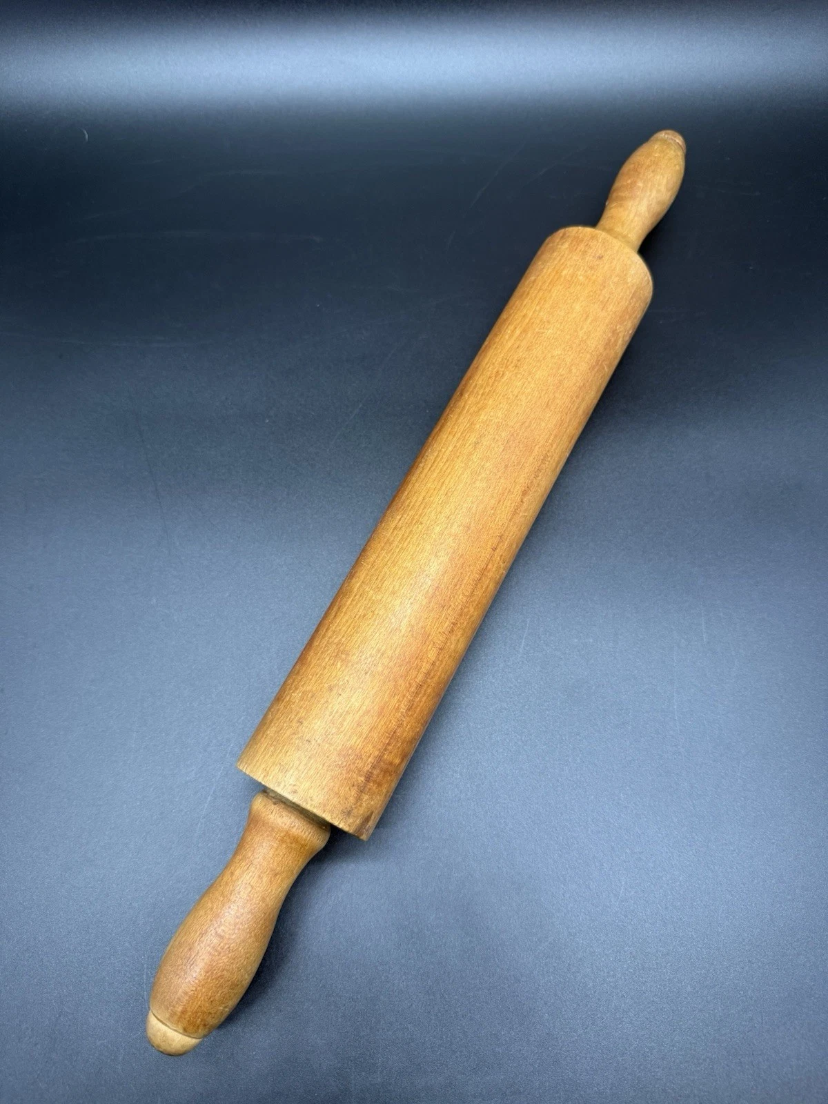 Vintage Solid Wood Rolling Pin Farmhouse Cottagecore 19” Middle Spins Separate