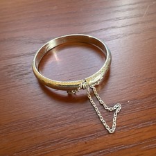 A Lovely solid silver child's christening bracelet