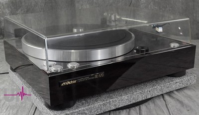 Victor QL-A70 Auto-Lift Direct Drive Turntable in Very Good Condition
