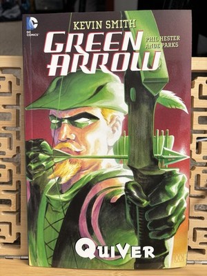 DC Comics Green Arrow Quiver Graphic Novel Kevin Smith Phil Hester 2015 TPB