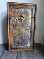 Vintage Style 2-Bottle Wooden Wine Box Carrier Embossed Grape Vine Rustic Decor