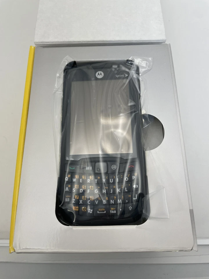 Motorola ES400S  1GB Sprint Unlocked Smartphone WM6.5 WiFi SYMES400S New - Image 4 of 4
