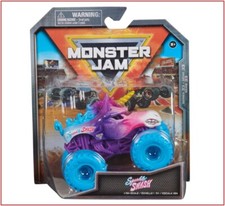 Monster Jam SPARKLE SMASH Unicorn Truck - Series 33 - Diecast 1:64   NEW  