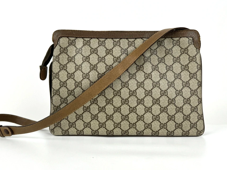 Gucci Auth Brown GG Supreme Coated Canvas Leather Zip Messenger Bag Strap - Image 2 of 4