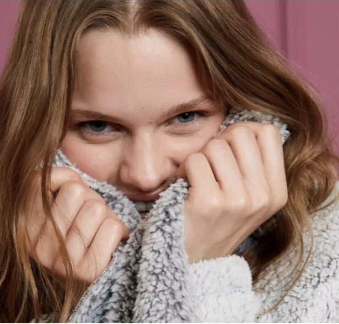 Avon Charcoal Waterfall Lounge Jacket, various sizes, BNIP, FREE