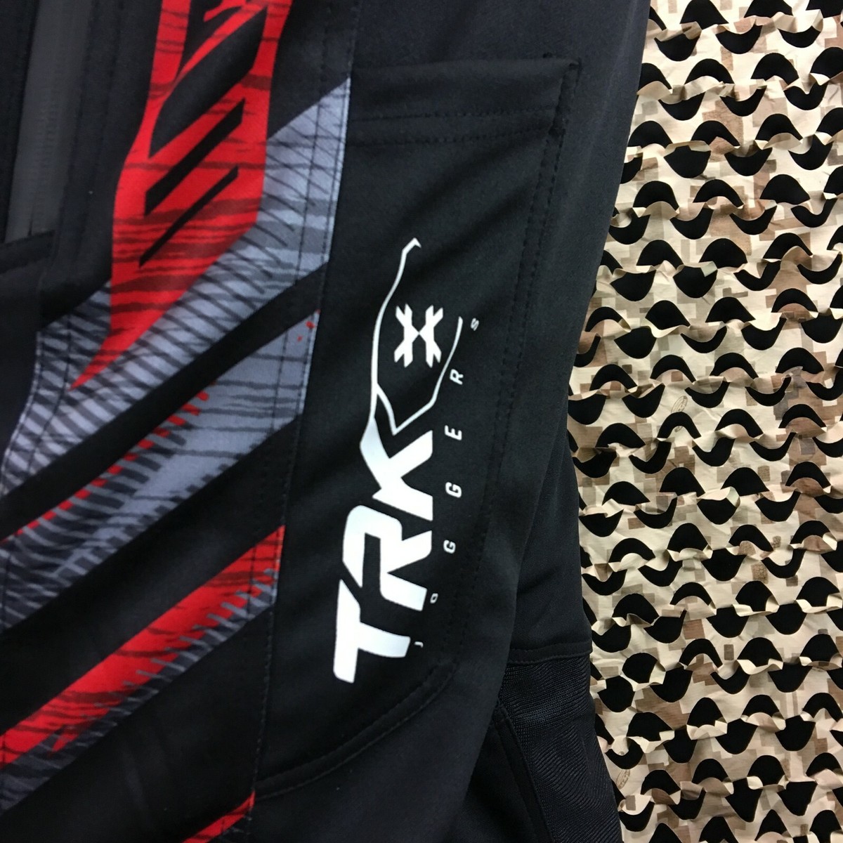 Pantalon De Jogging HK Army TRK – Fire – Taille Large – Neuf