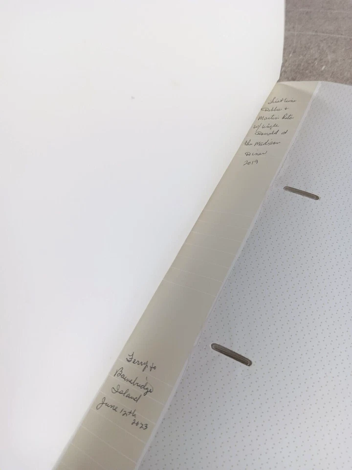 50 Page Faux Alligator Photo Album Holds 300 4x6 photos - Image 4 of 4