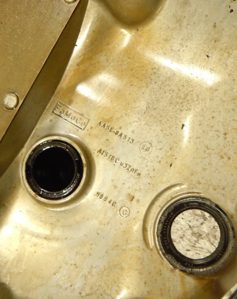 2010-2016 Lincoln MKS 3.5L Engine Valve Cover Driver Left LH OEM - Imagem 4 de 4