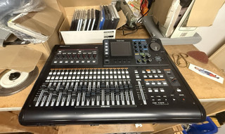 TASCAM DP 32 Digitalmischpult/Recorder 32 Kanäle 8 Mic/Line 24 Bit 48 kHz
