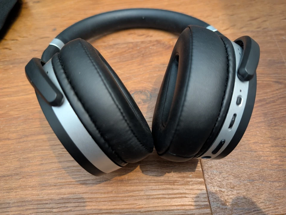 Sennheiser HD 4.50BTNC Over-Ear Wireless Headphones Active Noise Cancelation, photo 4 of 5